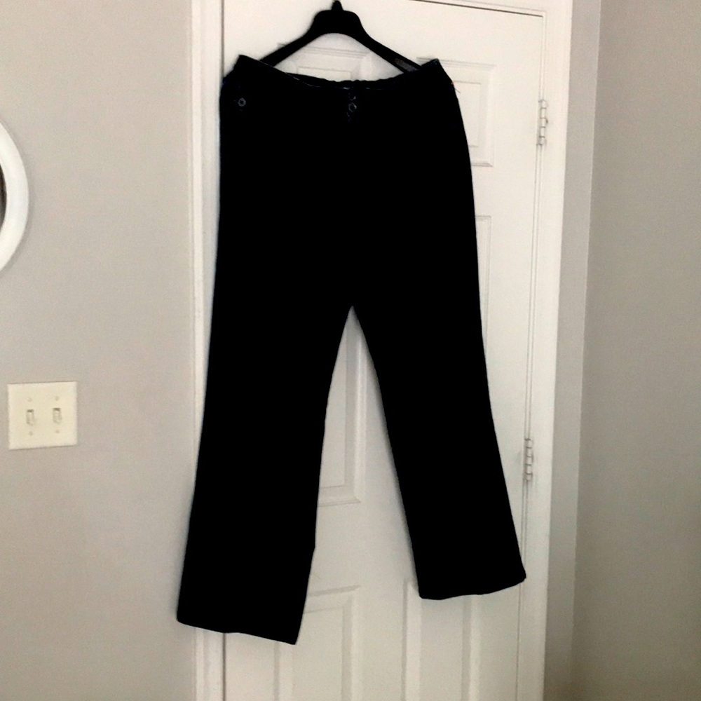CRISTOPHER & BANKS NAMED BRAND WOMEN JEANS